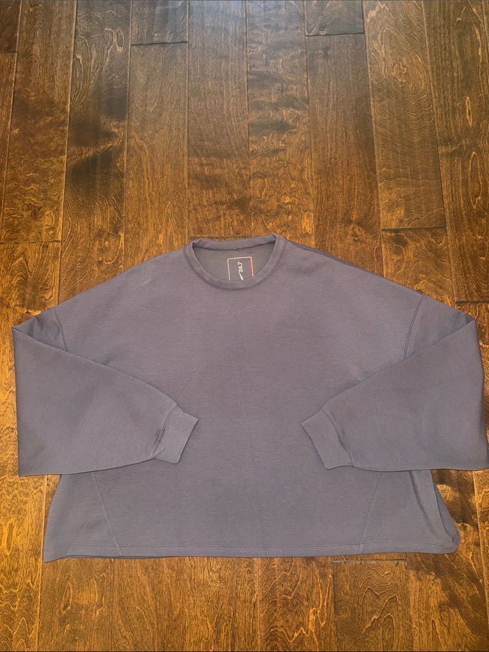 NWT Nike Women's 24.7 ImpossiblySoft Oversized Crewneck Sweatshirt